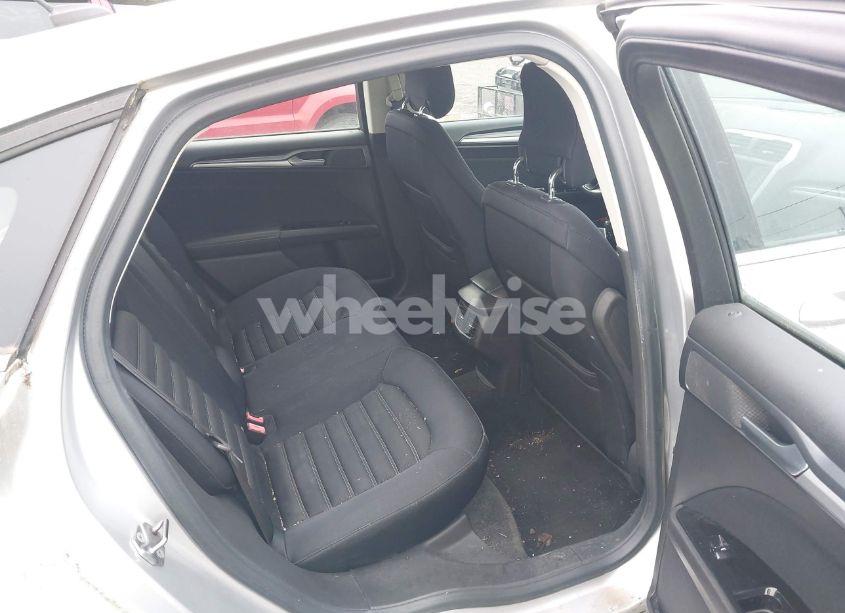 Photo 8 of 2013 Ford Fusion SE (VIN 3FA6P0H73DR305284)