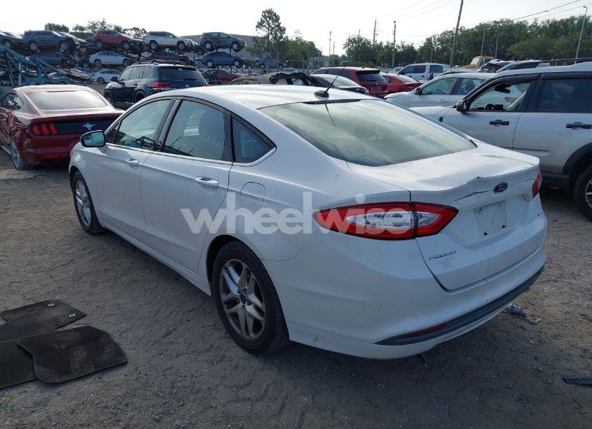 Photo 3 of 2013 Ford Fusion SE (VIN 3FA6P0H73DR315670)