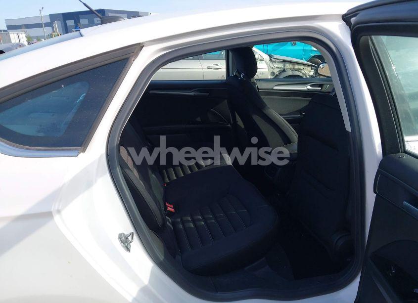 Photo 8 of 2013 Ford Fusion SE (VIN 3FA6P0H73DR315670)