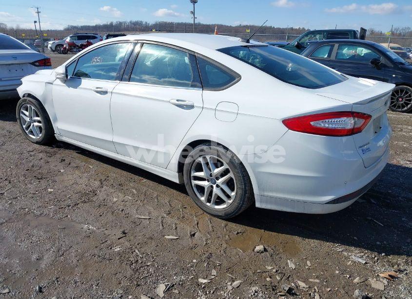 Photo 3 of 2013 Ford Fusion SE (VIN 3FA6P0H73DR336275)