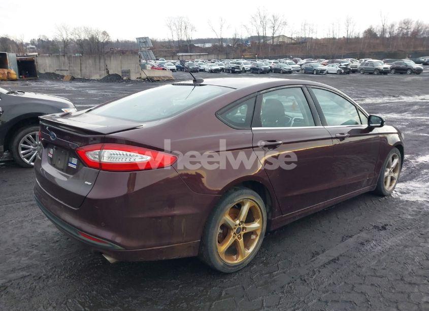 Photo 4 of 2013 Ford Fusion SE (VIN 3FA6P0H73DR336552)