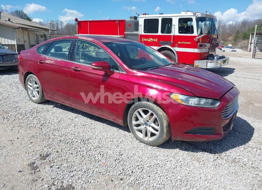 2013 Ford Fusion SE (VIN 3FA6P0H73DR369132) main photo