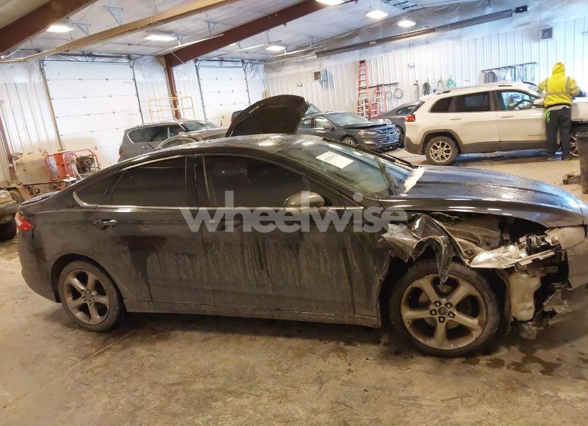 Photo 13 of 2013 Ford Fusion SE (VIN 3FA6P0H73DR384052)