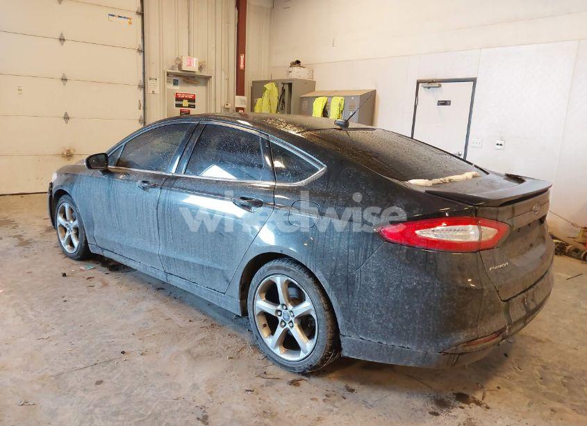 Photo 3 of 2013 Ford Fusion SE (VIN 3FA6P0H73DR384052)