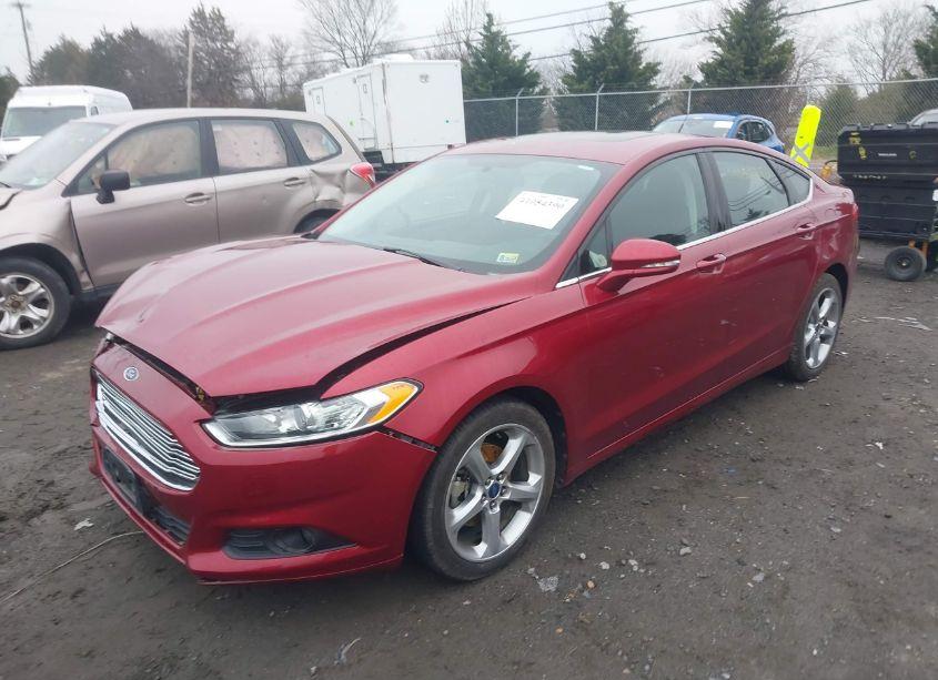 Photo 2 of 2014 Ford Fusion SE (VIN 3FA6P0H73ER101764)