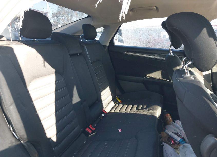 Photo 8 of 2014 Ford Fusion SE (VIN 3FA6P0H73ER105071)