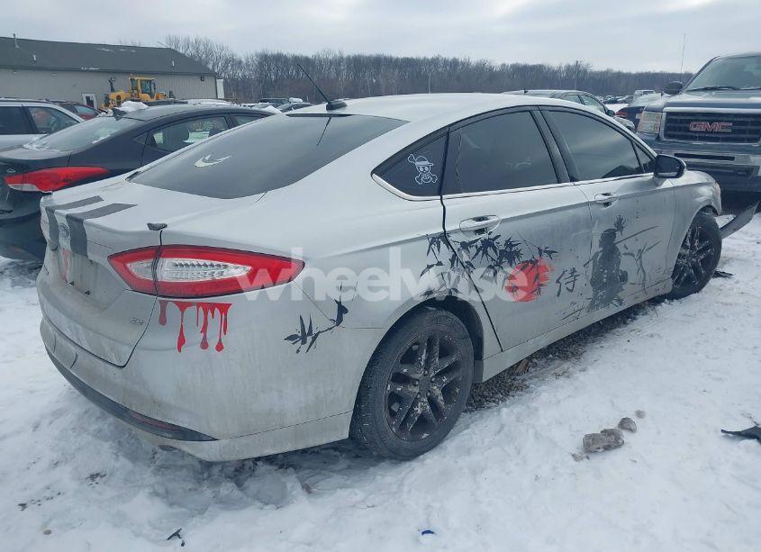 Photo 4 of 2014 Ford Fusion SE (VIN 3FA6P0H73ER118774)