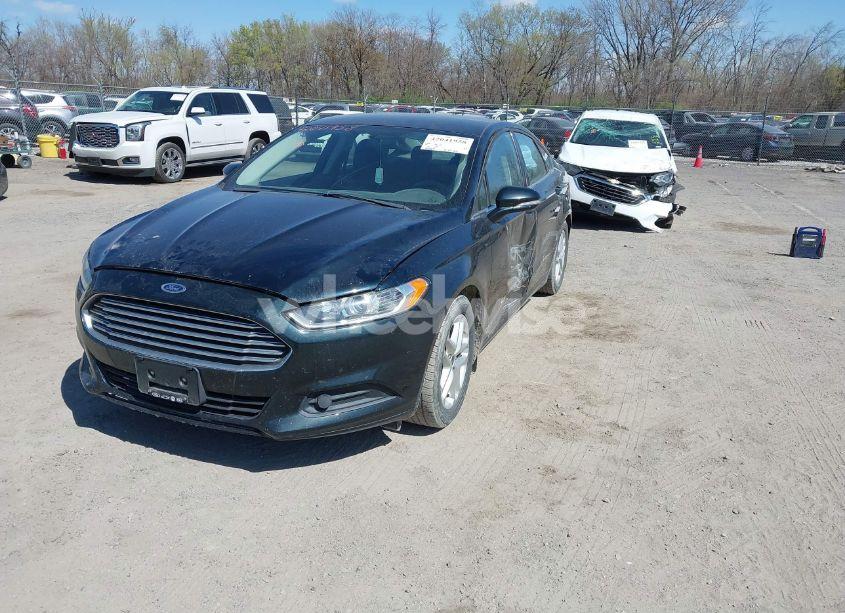 Photo 2 of 2014 Ford Fusion SE (VIN 3FA6P0H73ER129175)