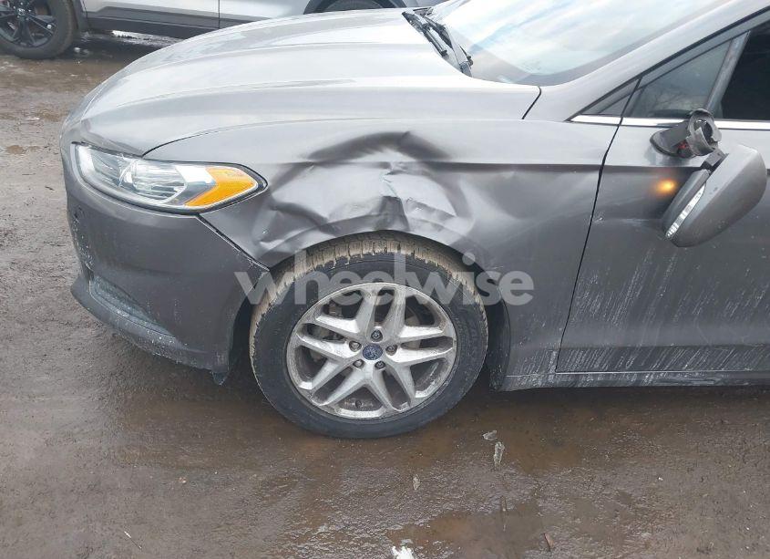 Photo 6 of 2014 Ford Fusion SE (VIN 3FA6P0H73ER140502)