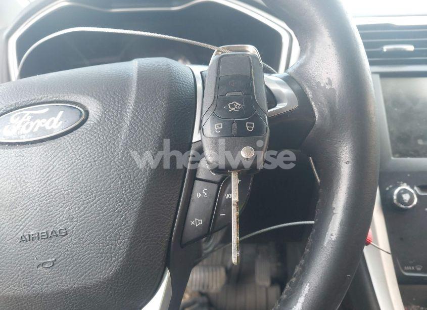 Photo 11 of 2014 Ford Fusion SE (VIN 3FA6P0H73ER291078)