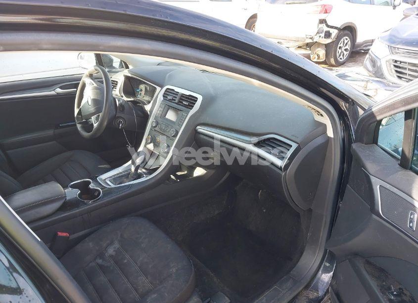 Photo 5 of 2014 Ford Fusion SE (VIN 3FA6P0H73ER364823)