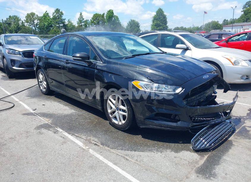 2015 Ford Fusion SE (VIN 3FA6P0H73FR137908) main photo