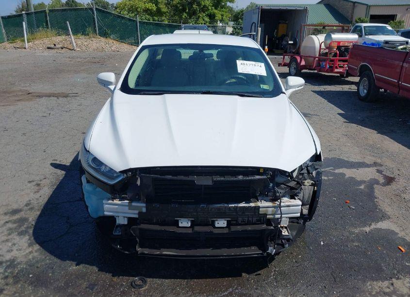 Photo 6 of 2015 Ford Fusion SE (VIN 3FA6P0H73FR152697)
