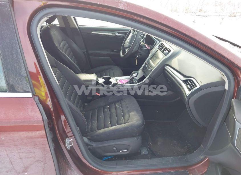 Photo 5 of 2015 Ford Fusion SE (VIN 3FA6P0H73FR180984)