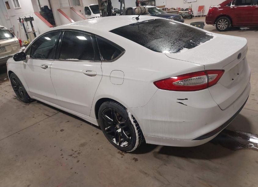 Photo 3 of 2015 Ford Fusion SE (VIN 3FA6P0H73FR198904)