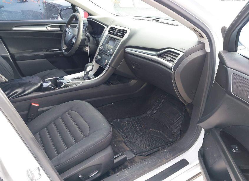 Photo 5 of 2015 Ford Fusion SE (VIN 3FA6P0H73FR198904)