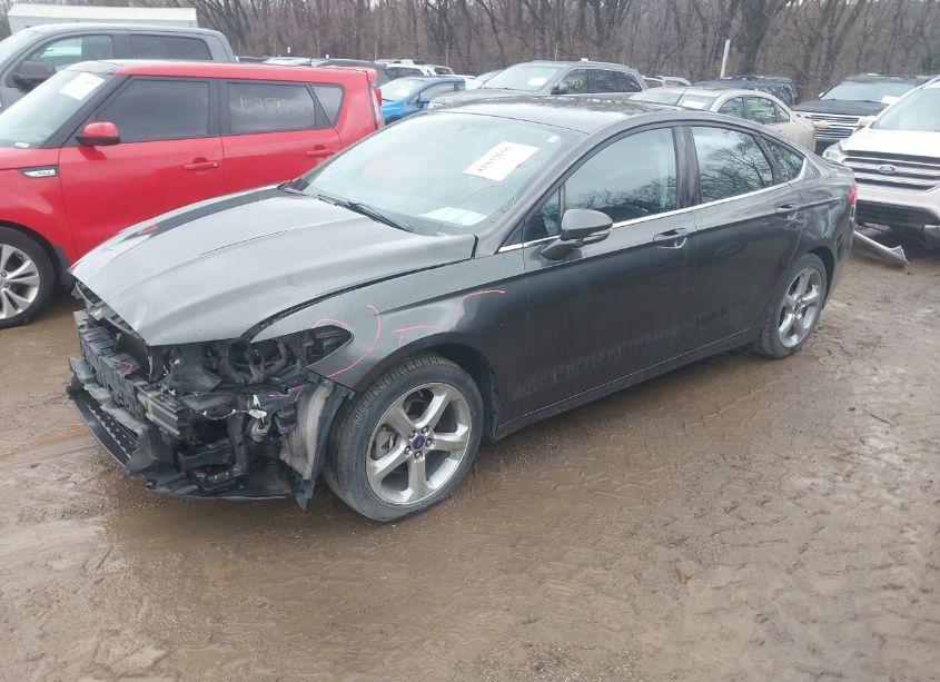 Photo 2 of 2015 Ford Fusion SE (VIN 3FA6P0H73FR222859)