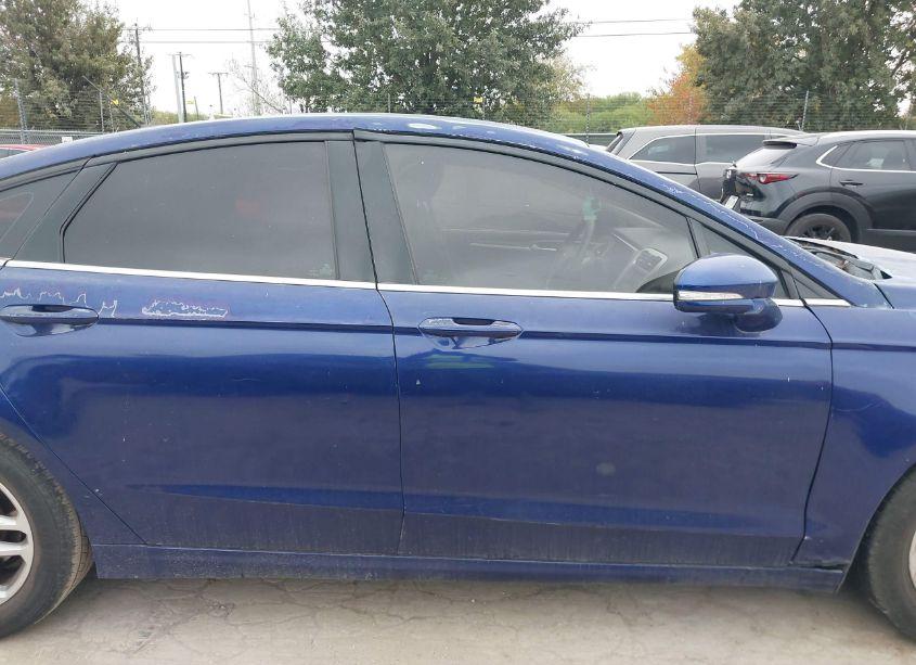 Photo 13 of 2015 Ford Fusion SE (VIN 3FA6P0H73FR243226)