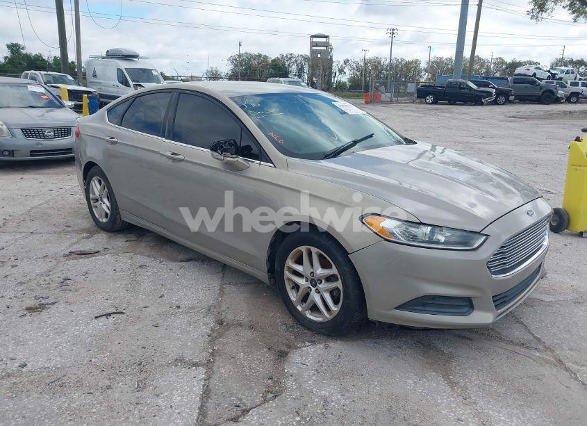 2015 Ford Fusion SE (VIN 3FA6P0H73FR295715) main photo