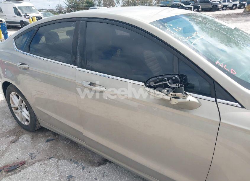 Photo 14 of 2015 Ford Fusion SE (VIN 3FA6P0H73FR295715)