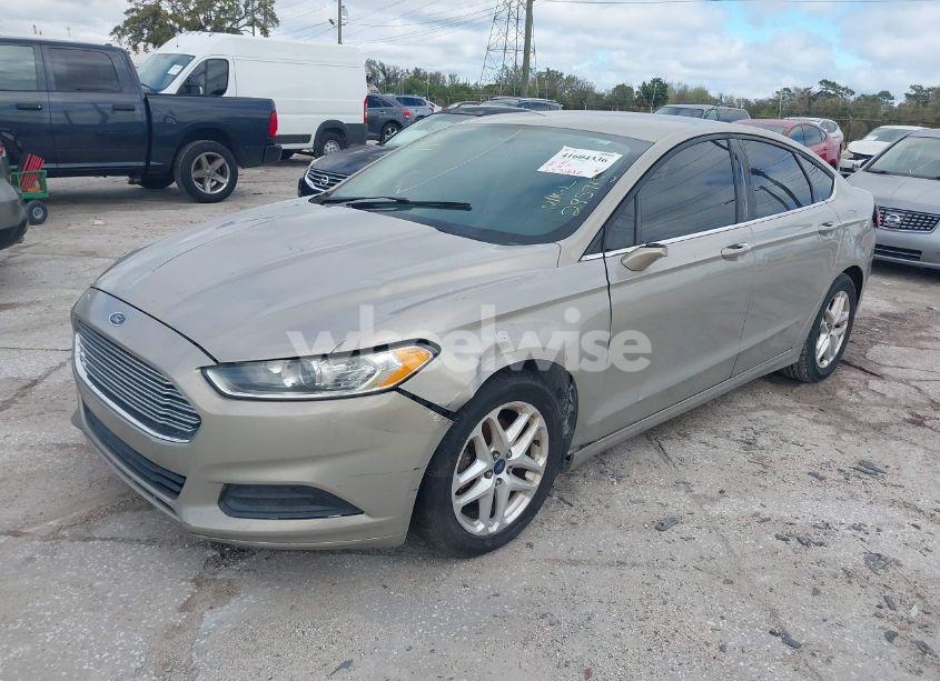 Photo 2 of 2015 Ford Fusion SE (VIN 3FA6P0H73FR295715)