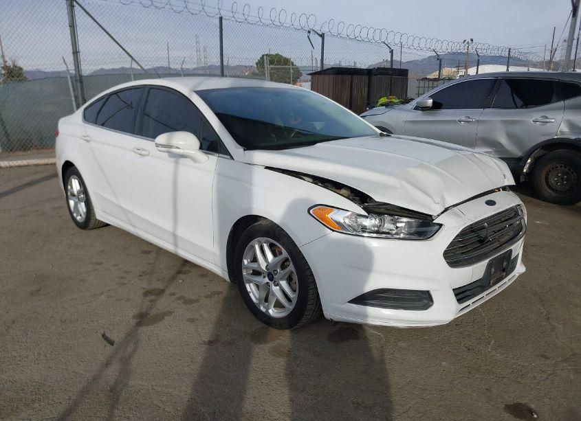 2015 Ford Fusion SE (VIN 3FA6P0H73FR306843) main photo