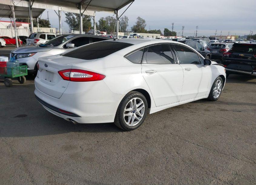 Photo 4 of 2015 Ford Fusion SE (VIN 3FA6P0H73FR306843)