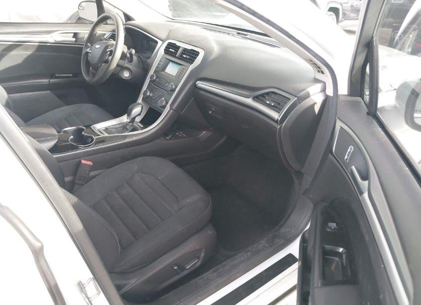 Photo 5 of 2015 Ford Fusion SE (VIN 3FA6P0H73FR306843)