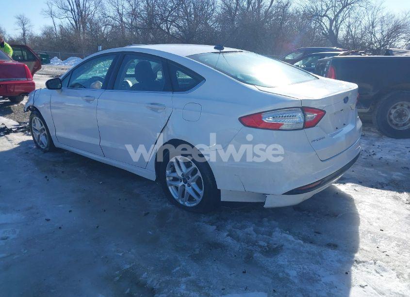 Photo 3 of 2016 Ford Fusion SE (VIN 3FA6P0H73GR112962)