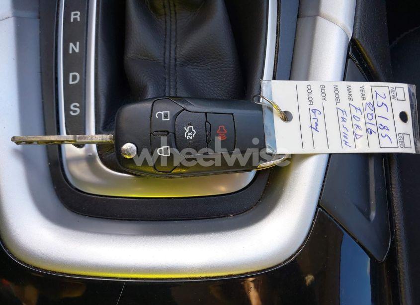 Photo 11 of 2016 Ford Fusion SE (VIN 3FA6P0H73GR141023)