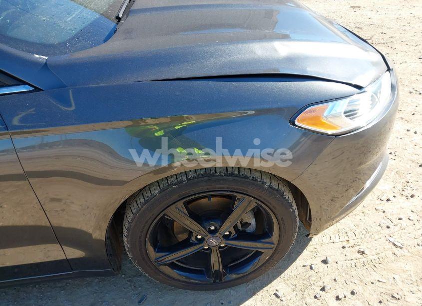 Photo 21 of 2016 Ford Fusion SE (VIN 3FA6P0H73GR141023)