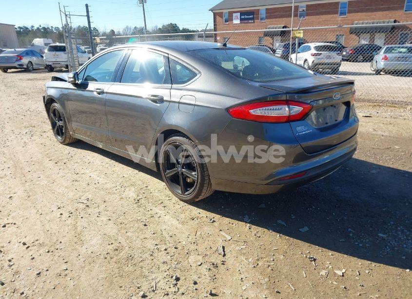 Photo 3 of 2016 Ford Fusion SE (VIN 3FA6P0H73GR141023)