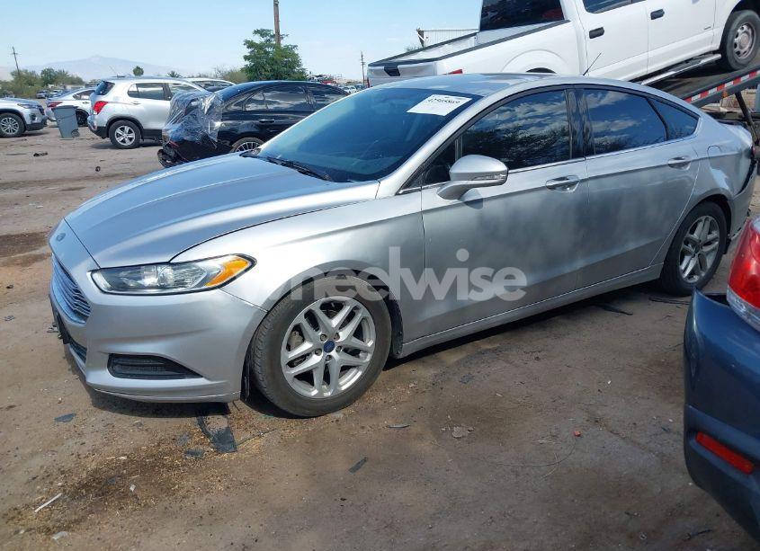 Photo 2 of 2016 Ford Fusion SE (VIN 3FA6P0H73GR158808)