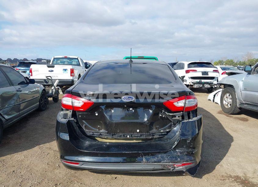 Photo 16 of 2016 Ford Fusion SE (VIN 3FA6P0H73GR194286)