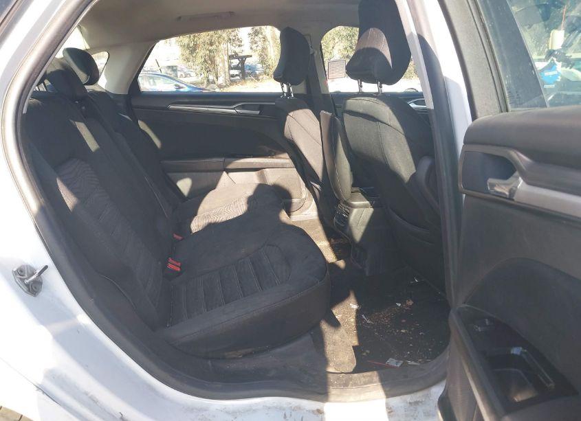 Photo 8 of 2016 Ford Fusion SE (VIN 3FA6P0H73GR217355)