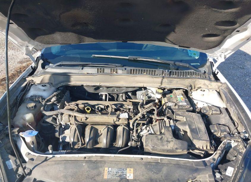 Photo 10 of 2016 Ford Fusion SE (VIN 3FA6P0H73GR222412)