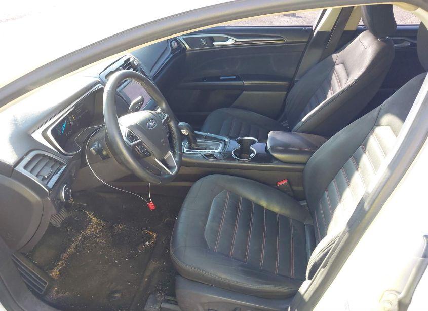 Photo 22 of 2016 Ford Fusion SE (VIN 3FA6P0H73GR222412)