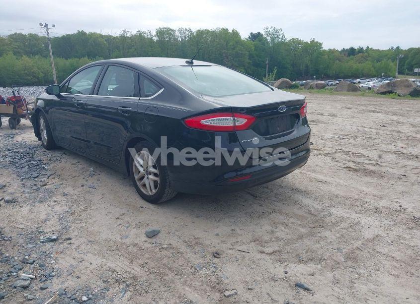Photo 3 of 2016 Ford Fusion SE (VIN 3FA6P0H73GR240795)