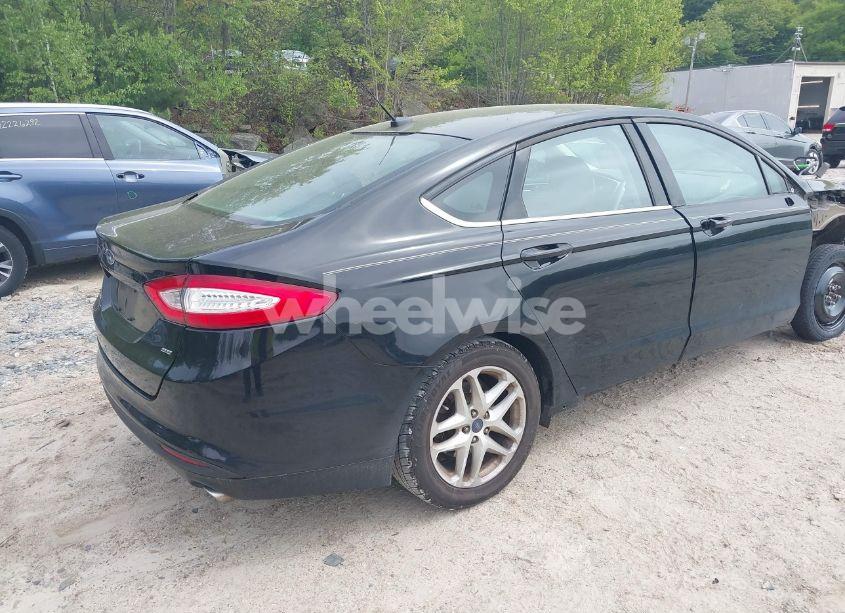 Photo 4 of 2016 Ford Fusion SE (VIN 3FA6P0H73GR240795)