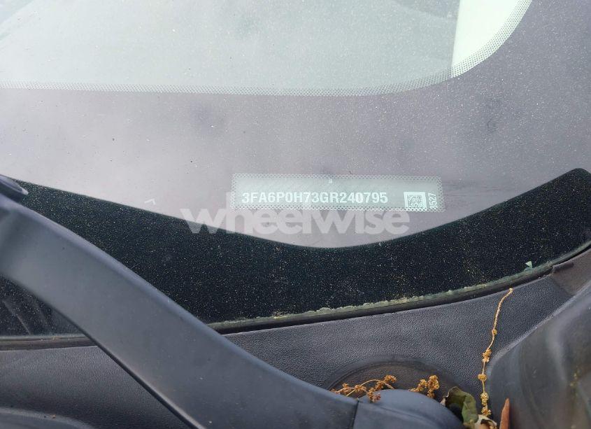 Photo 9 of 2016 Ford Fusion SE (VIN 3FA6P0H73GR240795)