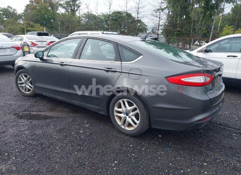 Photo 3 of 2016 Ford Fusion SE (VIN 3FA6P0H73GR294534)
