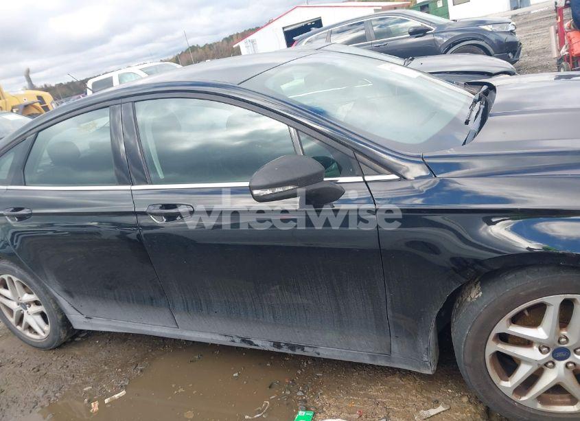 Photo 13 of 2016 Ford Fusion SE (VIN 3FA6P0H73GR296896)