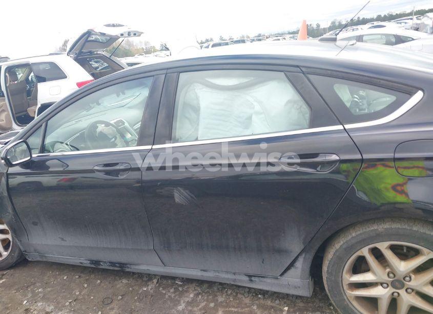 Photo 14 of 2016 Ford Fusion SE (VIN 3FA6P0H73GR296896)