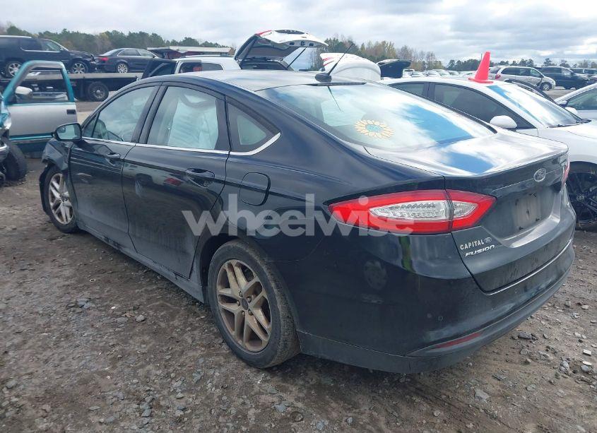 Photo 3 of 2016 Ford Fusion SE (VIN 3FA6P0H73GR296896)