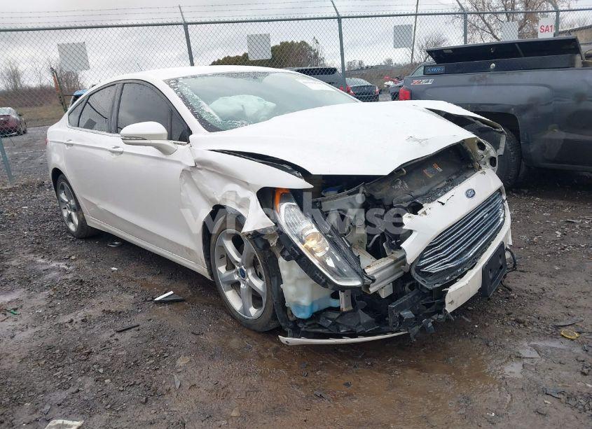 2016 Ford Fusion SE (VIN 3FA6P0H73GR298888) main photo