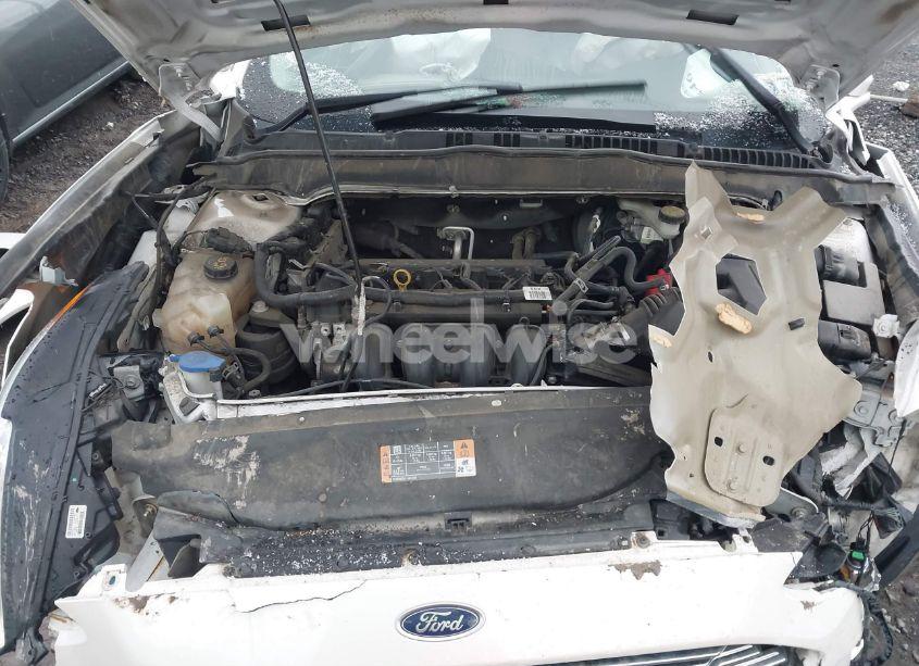 Photo 10 of 2016 Ford Fusion SE (VIN 3FA6P0H73GR298888)
