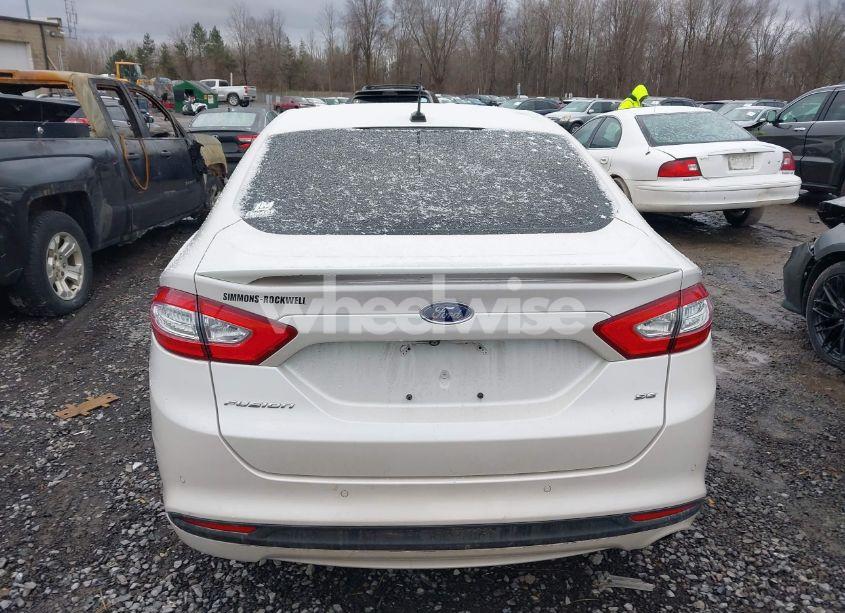 Photo 17 of 2016 Ford Fusion SE (VIN 3FA6P0H73GR298888)