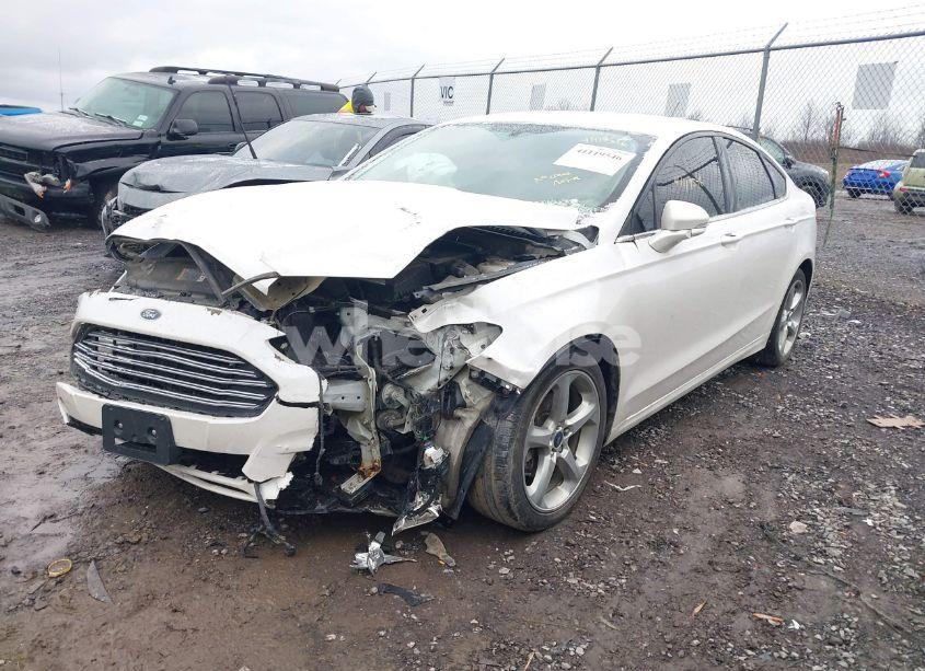 Photo 2 of 2016 Ford Fusion SE (VIN 3FA6P0H73GR298888)