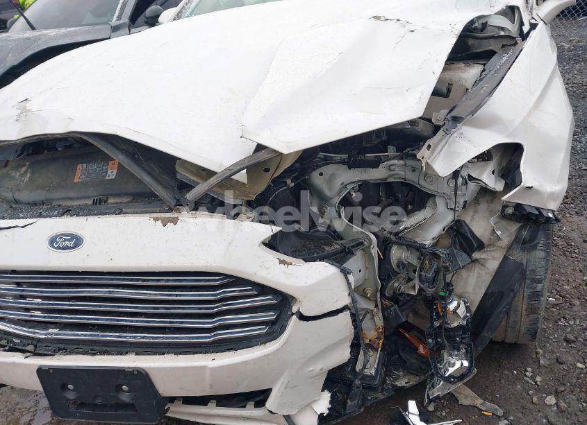 Photo 6 of 2016 Ford Fusion SE (VIN 3FA6P0H73GR298888)