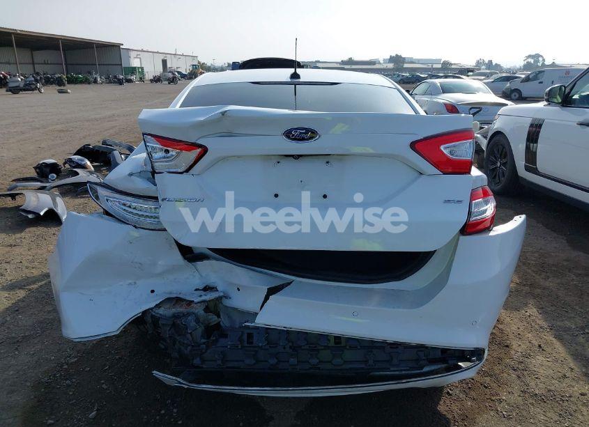 Photo 16 of 2016 Ford Fusion SE (VIN 3FA6P0H73GR305046)